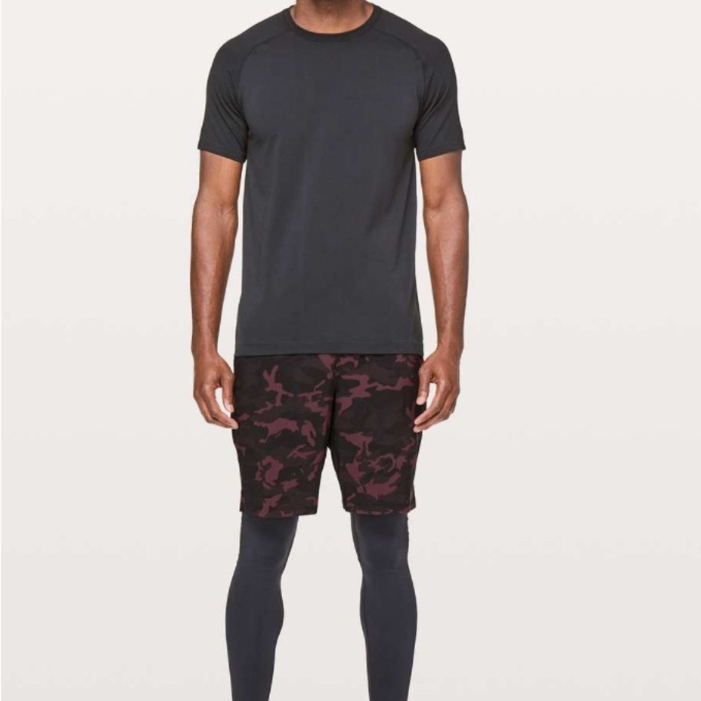 Lululemon - Picture 4 of 5